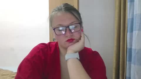 Snapshot of musechic_wild chatting on 21, 5, 2026 musechic_wild online show from 21, 5, 2026