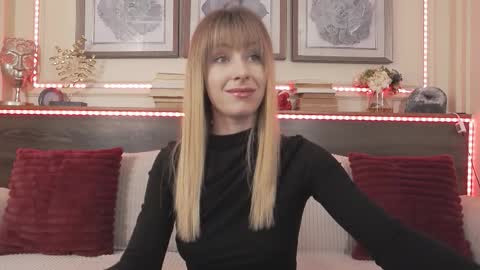 Luna  online show from 28, 3, 2026