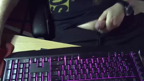 Snapshot of muso44 chatting on 6, 11, 2025 Muso online show from 6, 11, 2025