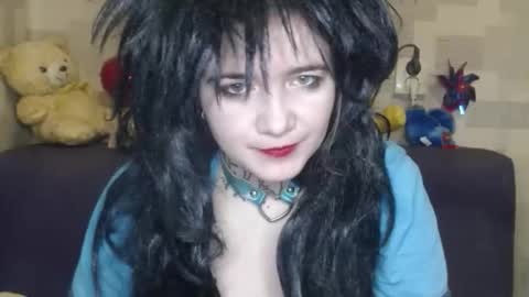 Snapshot of mustardgirl chatting on 1, 11, 2025 ZZ TOP online show from 1, 11, 2025