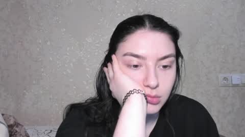 Snapshot of muuur_love chatting on 18, 4, 2026 cute couple online show from 18, 4, 2026