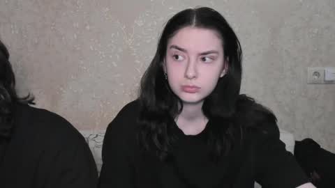 Snapshot of muuur_love chatting on 30, 4, 2026 cute couple online show from 30, 4, 2026