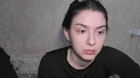 Snapshot of muuur_love chatting on 30, 5, 2026 cute couple online show from 30, 5, 2026