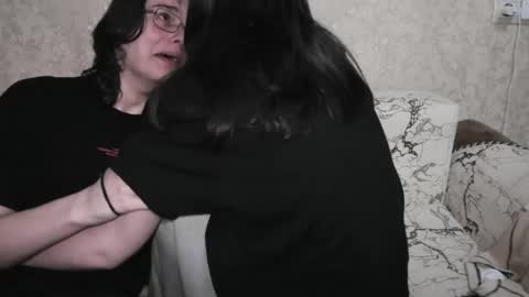 Snapshot of muuur_love chatting on 3, 6, 2026 cute couple online show from 3, 6, 2026