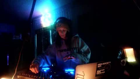 ghost mantis online show from 14, 1, 2026