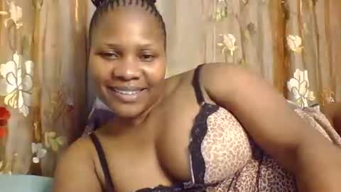 mwekas568403 online show from 2, 2, 2025