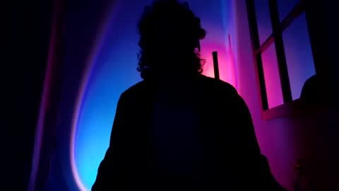 Mx. Anouk Divine online show from 18, 11, 2025