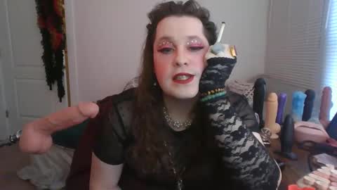 Mx Charlotte online show from 10, 11, 2025