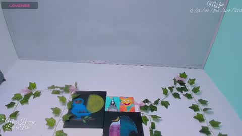 Snapshot of mxsshoney chatting on 13, 9, 2025 Sara IG online show from 13, 9, 2025