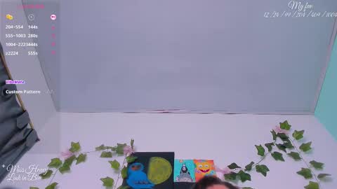 Snapshot of mxsshoney chatting on 12, 10, 2025 Sara IG online show from 12, 10, 2025