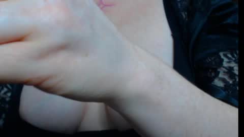     sara      i know you love me xoxox     online show from 15, 3, 2026