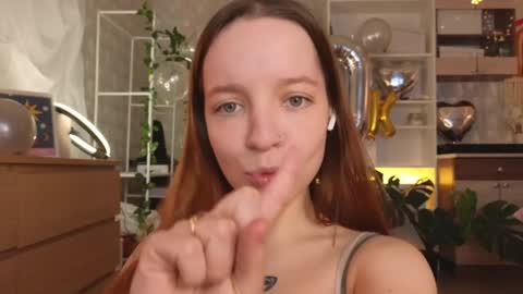 Snapshot of my_mia_ chatting on 12, 1, 2025 MIA I will be here Monday Wednesday Thursday Saturday online show from 12, 1, 2025