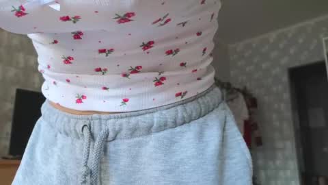 Snapshot of my_mia_ chatting on 23, 2, 2025 MIA I will be here Monday Wednesday Thursday Saturday online show from 23, 2, 2025