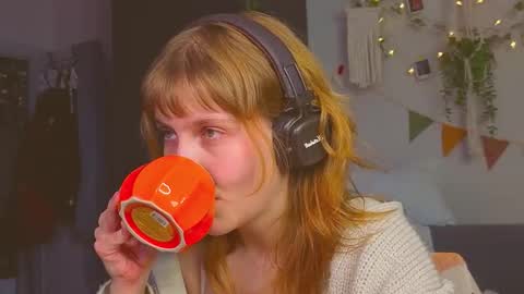 Snapshot of my_parisss chatting on 23, 10, 2025  PARIS   online show from 23, 10, 2025