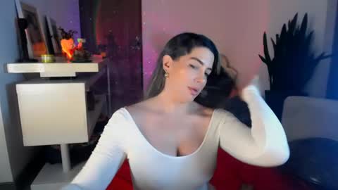 Myah Angel online show from 15, 4, 2026