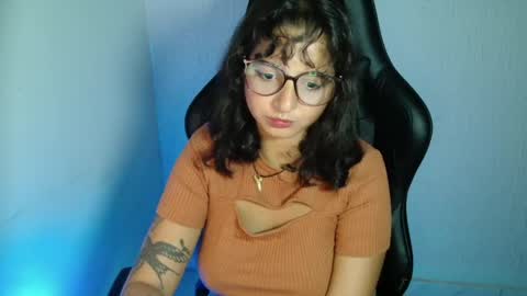 Snapshot of myamillor chatting on 22, 5, 2026 myamillor online show from 22, 5, 2026