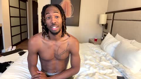 Snapshot of mycreamydreams chatting on 11, 1, 2025 mycreamydreams online show from 11, 1, 2025