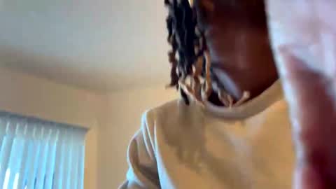 Snapshot of mycreamydreams chatting on 10, 3, 2025 mycreamydreams online show from 10, 3, 2025