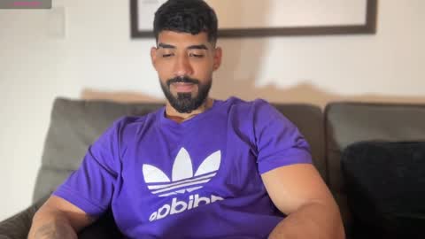 Snapshot of myke_esthetic chatting on 2, 12, 2024 Myke esthetic online show from 2, 12, 2024