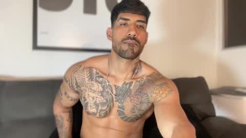 Snapshot of myke_esthetic chatting on 21, 1, 2025 Myke esthetic online show from 21, 1, 2025