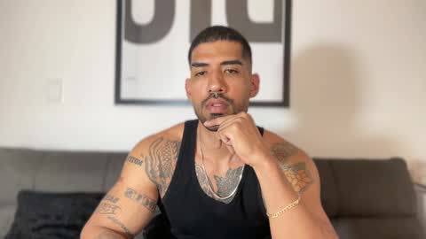 Snapshot of myke_esthetic chatting on 8, 2, 2025 Myke esthetic online show from 8, 2, 2025