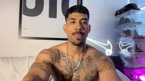 Snapshot of myke_esthetic chatting on 21, 9, 2025 Myke esthetic online show from 21, 9, 2025