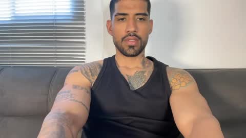 Snapshot of myke_esthetic chatting on 9, 5, 2026 Myke esthetic online show from 9, 5, 2026