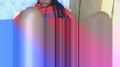 myla_clara online show from 3, 10, 2025