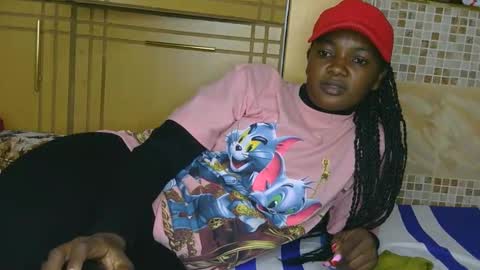 myla_clara online show from 5, 10, 2025