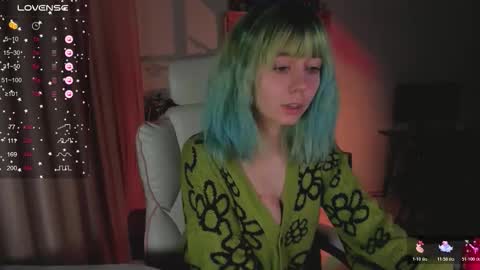 MylaFlores online show from 25, 3, 2026