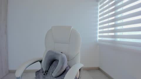 Snapshot of mylerosex chatting on 17, 1, 2025 Myle online show from 17, 1, 2025