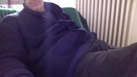 Bi sexy guy lovense hush is on private is open or password show tip if you like. online show from 21, 1, 2025