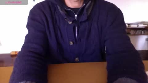 Bi sexy guy lovense hush is on private is open or password show tip if you like. online show from 20, 12, 2025