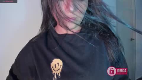 Snapshot of mypretty_isabella chatting on 19, 2, 2025 Bella online show from 19, 2, 2025