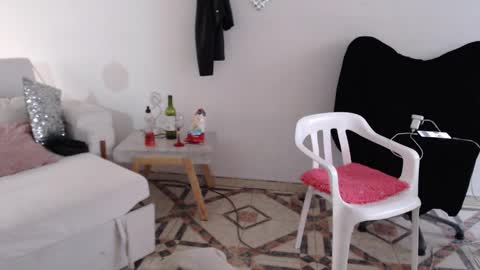 Myrna Sessions online show from 24, 1, 2025