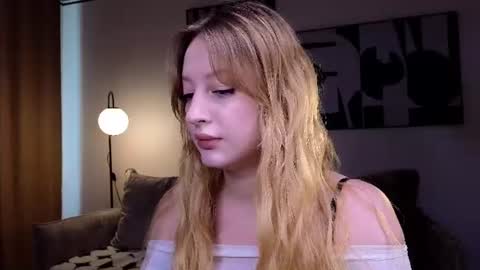 Snapshot of mysmila chatting on 6, 7, 2026 mysmila online show from 6, 7, 2026