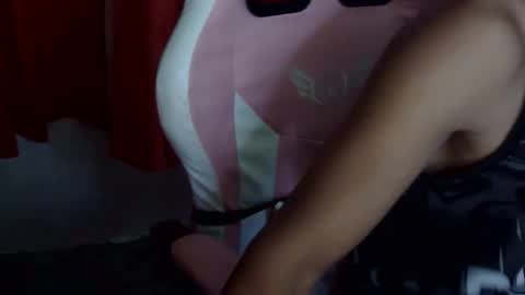 Snapshot of mysterious_man15 chatting on 6, 1, 2025 mysterious_man15 online show from 6, 1, 2025