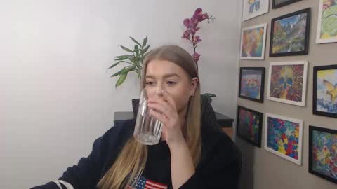 Erica online show from 22, 2, 2025