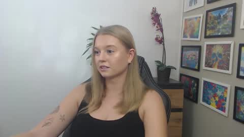 Erica online show from 7, 10, 2025