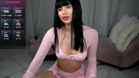 Snapshot of mysticlayla chatting on 4, 11, 2025 mysticlayla online show from 4, 11, 2025