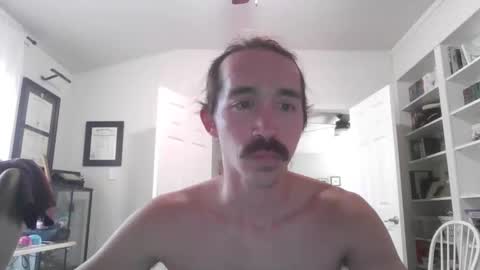 mythrowawayatx online show from 15, 3, 2026