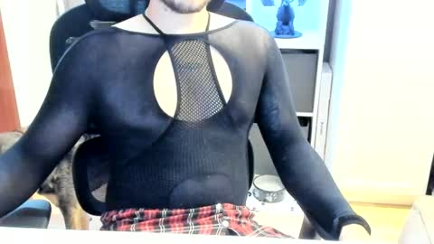 mz95boy online show from 4, 8, 2026