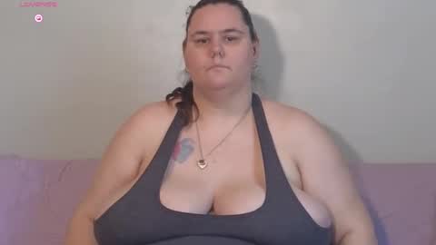 Snapshot of mzjuicybootay2169 chatting on 11, 9, 2025 Mzjuicybootay online show from 11, 9, 2025