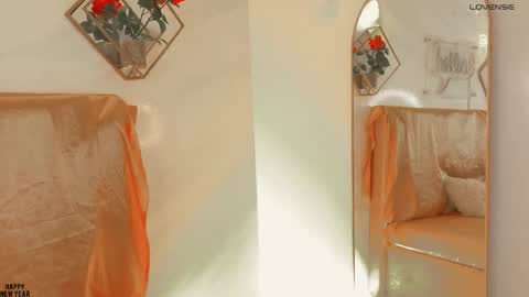 naamah_b online show from 7, 1, 2026