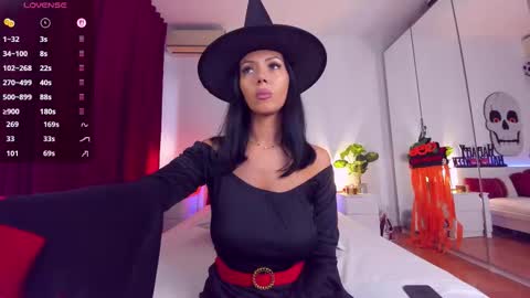 Snapshot of nadeen_ chatting on 31, 10, 2025 Nadia online show from 31, 10, 2025