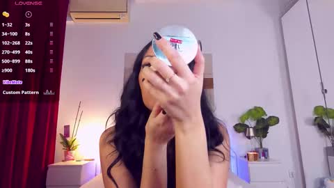 Snapshot of nadeen_ chatting on 24, 11, 2025 Nadia online show from 24, 11, 2025