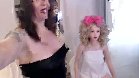Snapshot of nadia_vixen chatting on 17, 4, 2026 Nadia Vixen online show from 17, 4, 2026