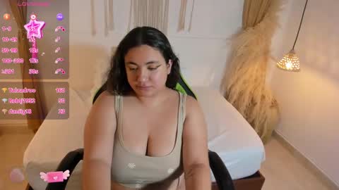 Snapshot of nadine_russo chatting on 23, 12, 2024 Nadine online show from 23, 12, 2024