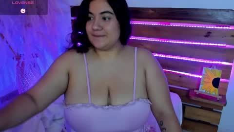 Snapshot of nadine_russo chatting on 30, 4, 2026 Nadine online show from 30, 4, 2026