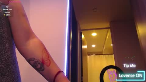 nahia cute     only   online show from 21, 12, 2025